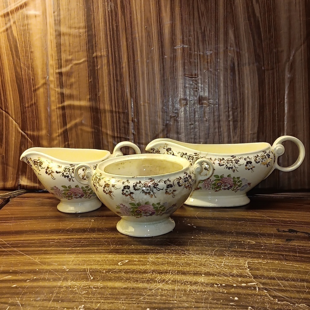 Antique 1935 Taylor Smith & Taylor pink rose gold trim creamer, sugar bowl gravy